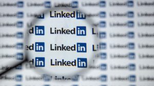 LinkedIn : comment se constituer un réseau solide emmanuelle Petiau